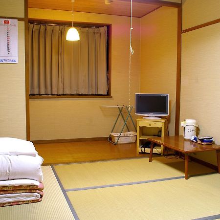Business Hotel Sakigake Honkan ฮิเมจิ ภายนอก รูปภาพ