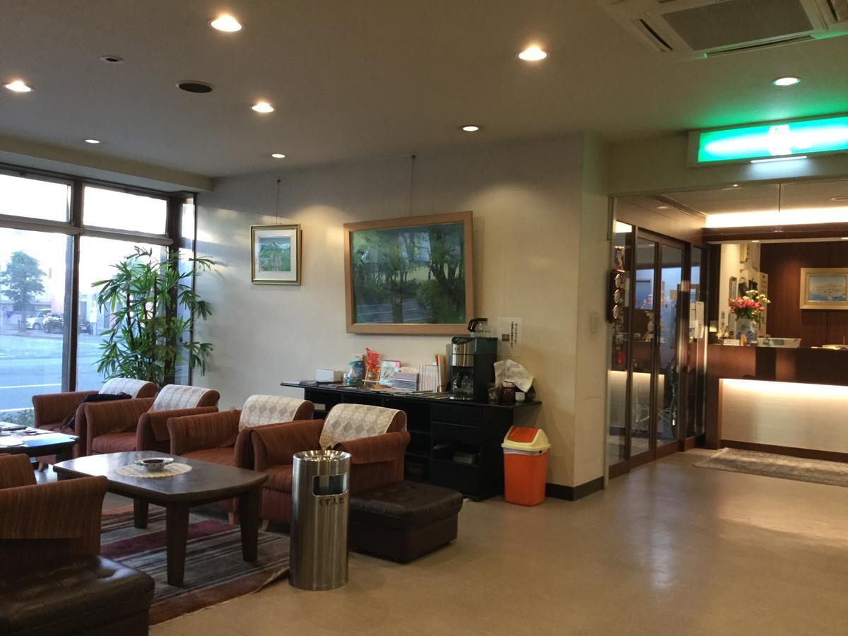 Business Hotel Sakigake Honkan ฮิเมจิ ภายนอก รูปภาพ