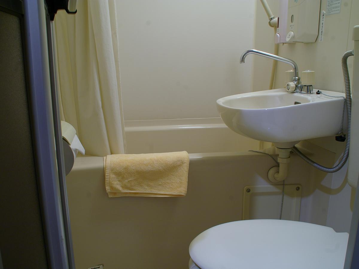 Business Hotel Sakigake Honkan ฮิเมจิ ภายนอก รูปภาพ